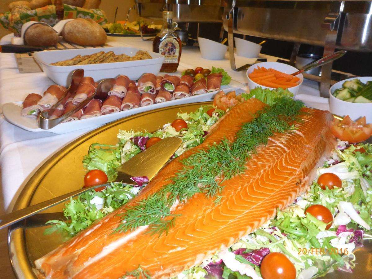 קורסור Hotel Svanegarden מראה חיצוני תמונה